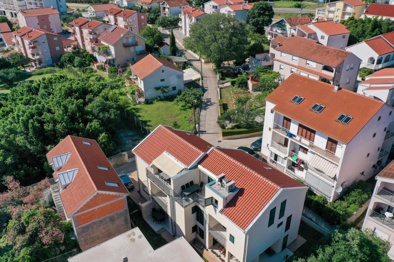 Apartments Mila Sveti Filip i Jakov Kültér fotó