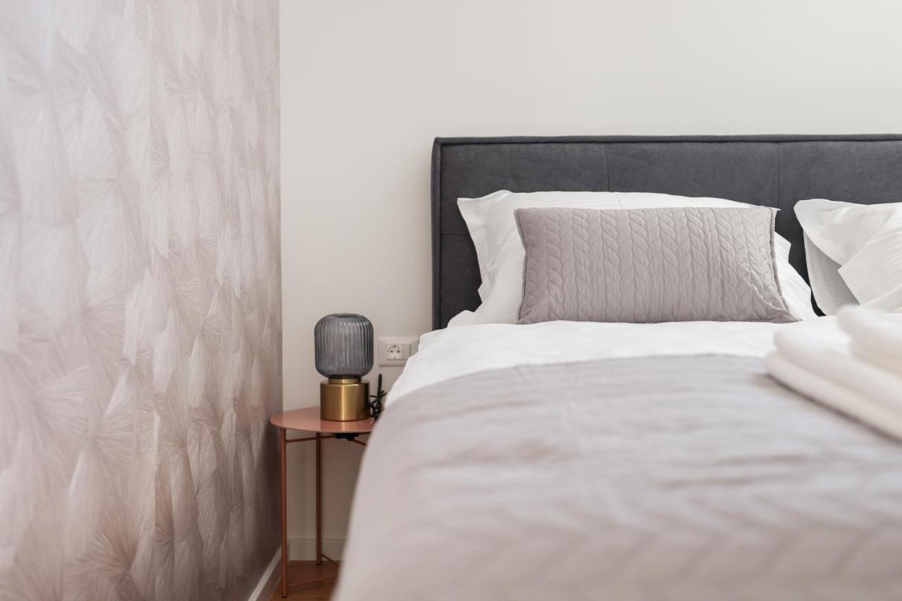Apartments Mila Sveti Filip i Jakov Kültér fotó
