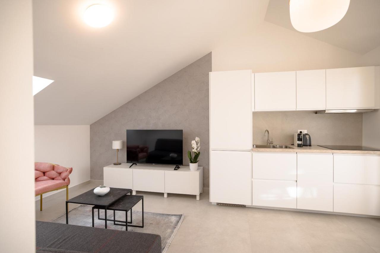 Apartments Mila Sveti Filip i Jakov Kültér fotó