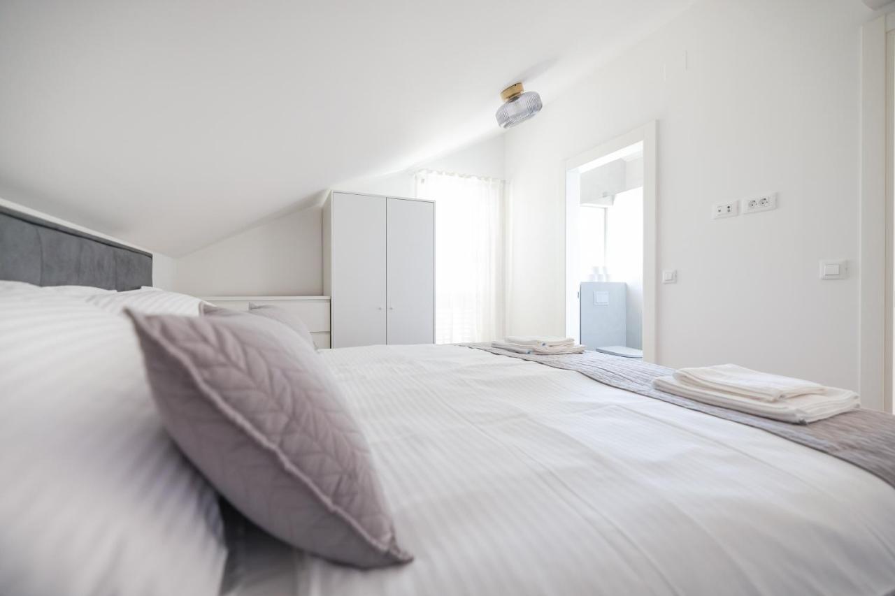 Apartments Mila Sveti Filip i Jakov Kültér fotó