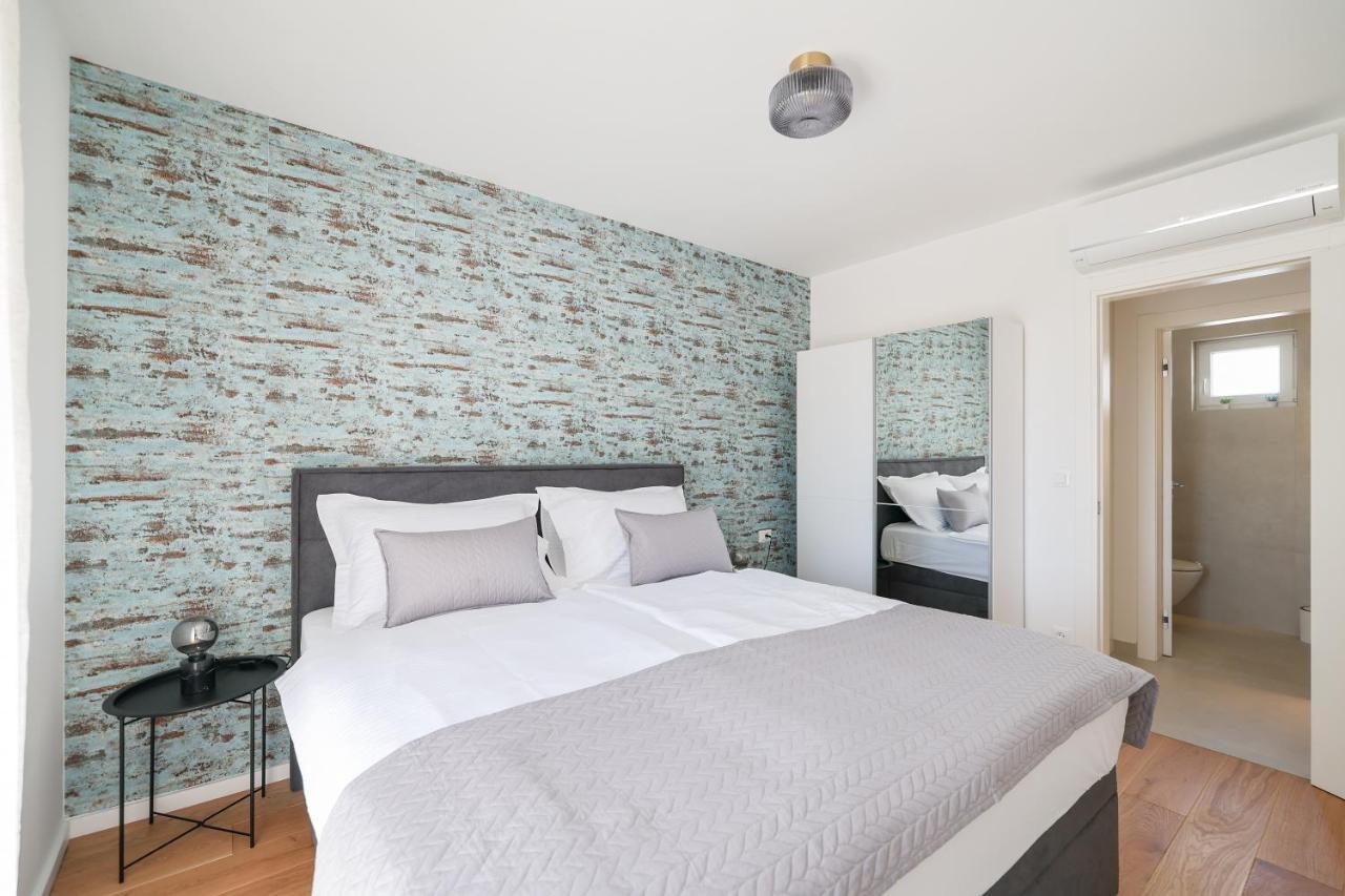 Apartments Mila Sveti Filip i Jakov Kültér fotó
