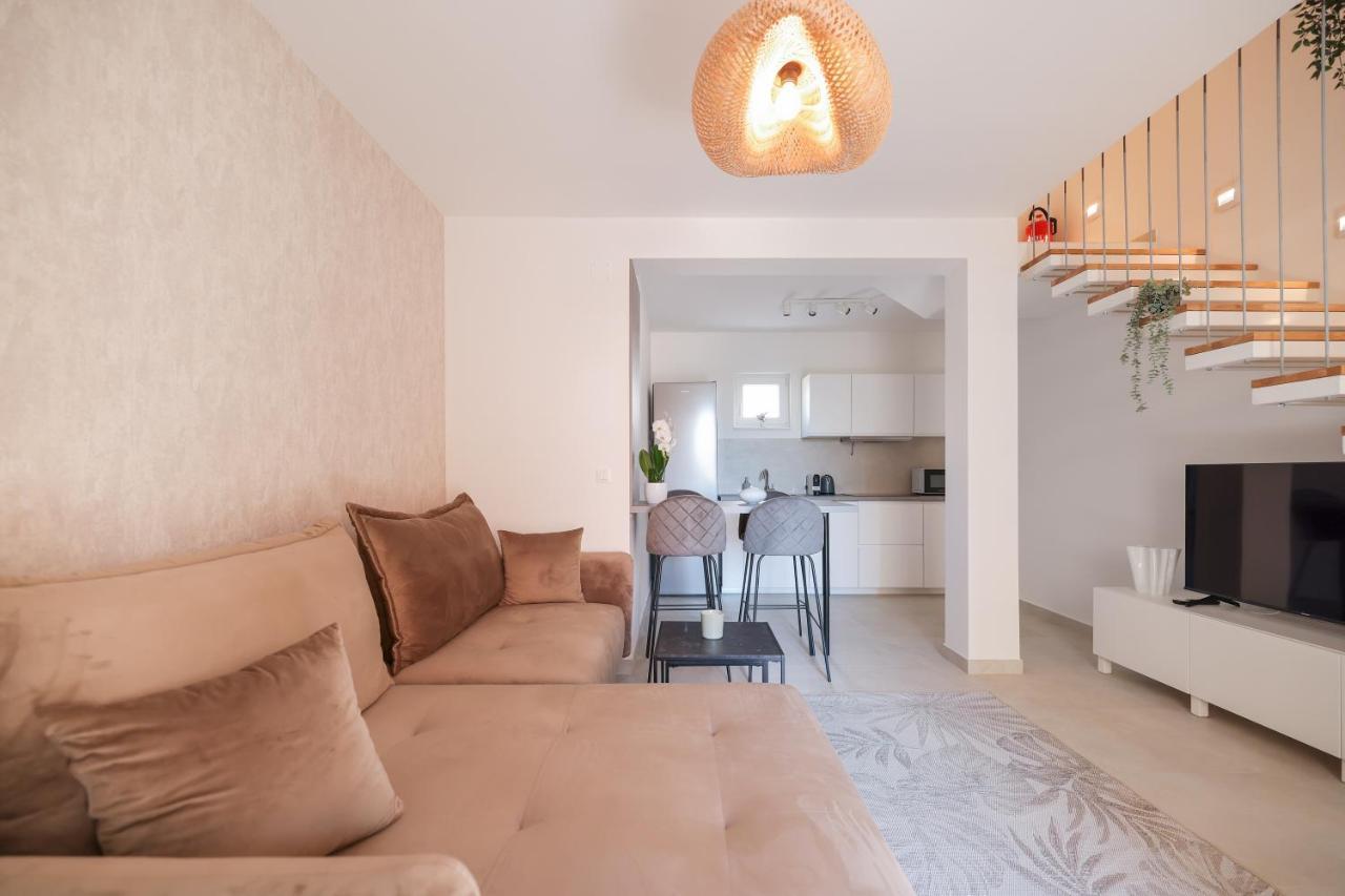 Apartments Mila Sveti Filip i Jakov Kültér fotó
