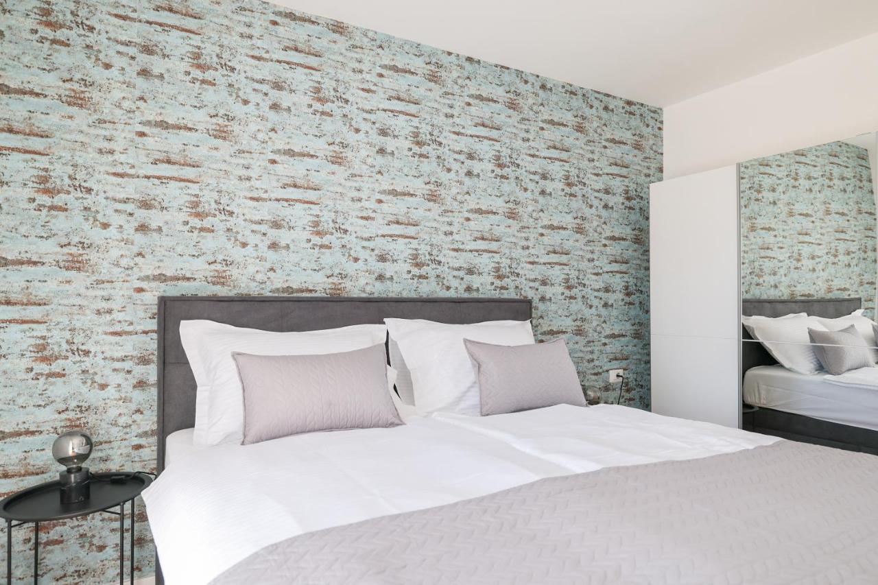 Apartments Mila Sveti Filip i Jakov Kültér fotó